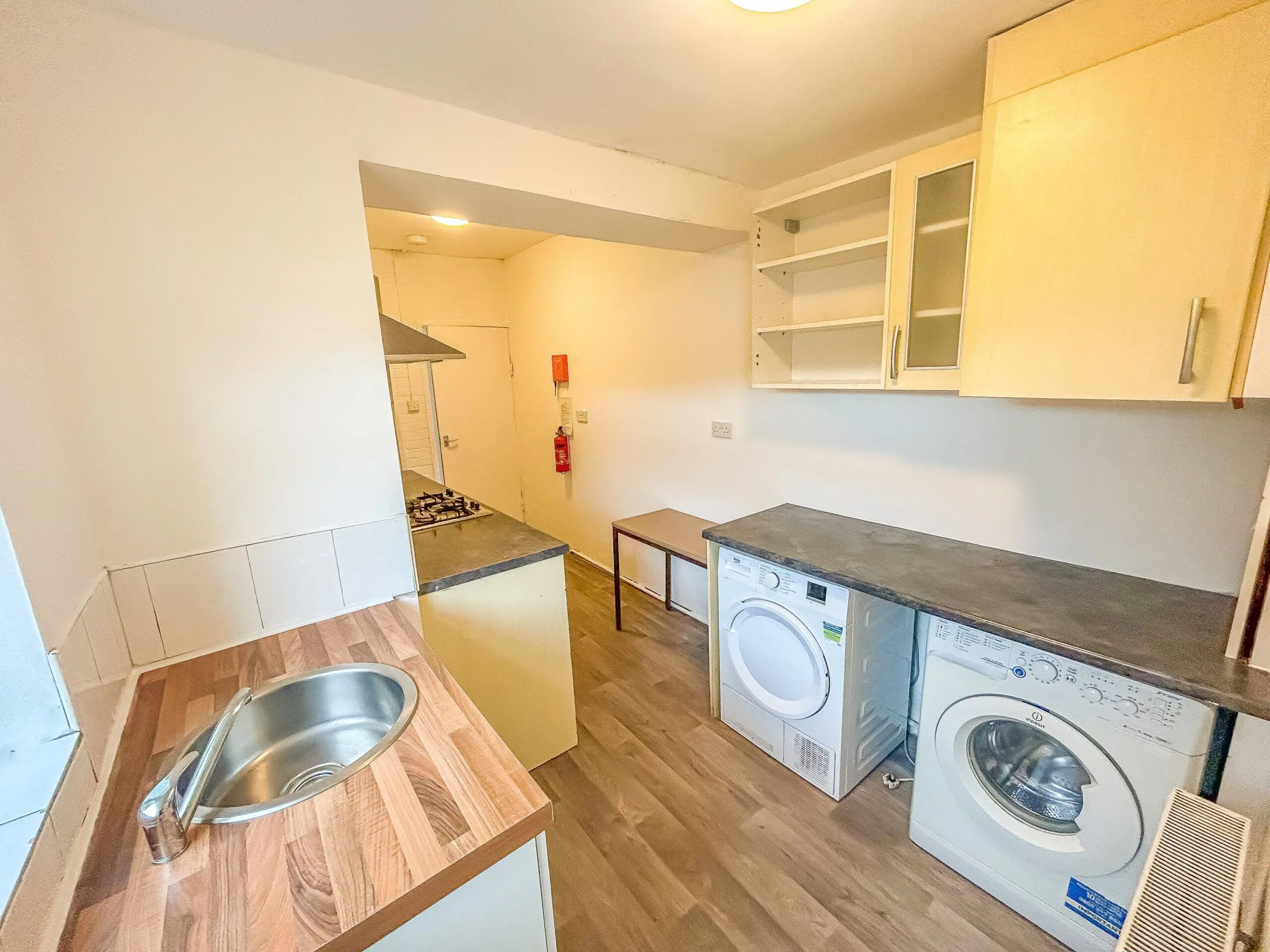 Room Birchwood Avenue in Pontypridd