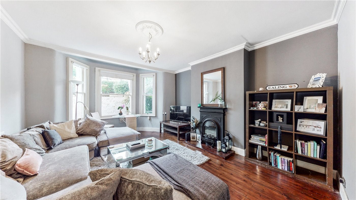 Flat Florence Road in Greater London
