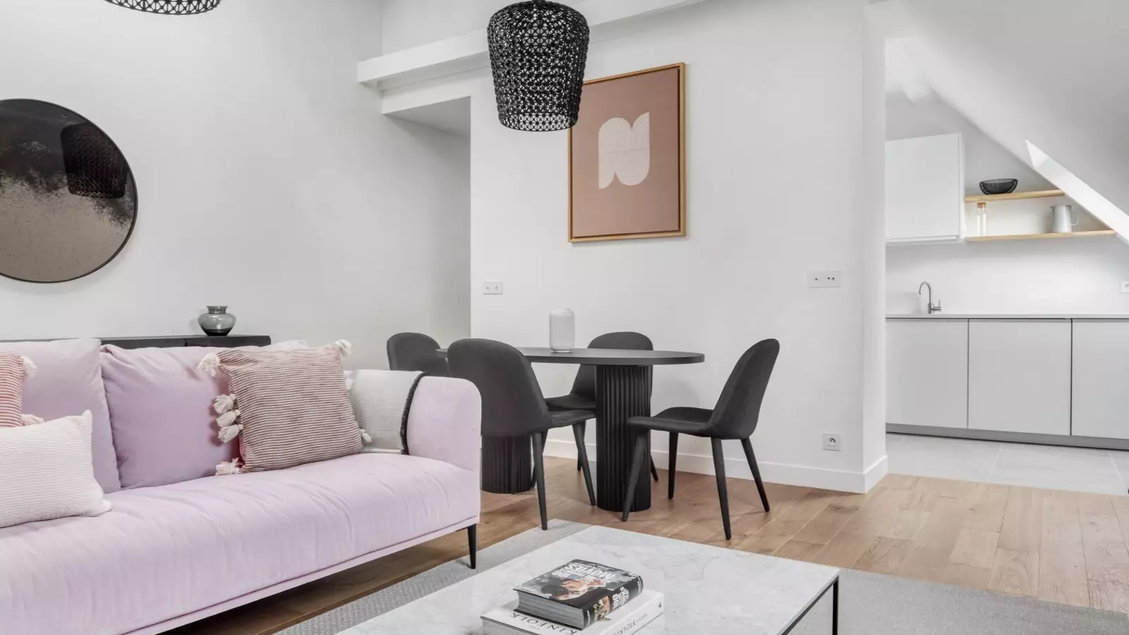 Appartement Rue Croix des Petits Champs à Paris