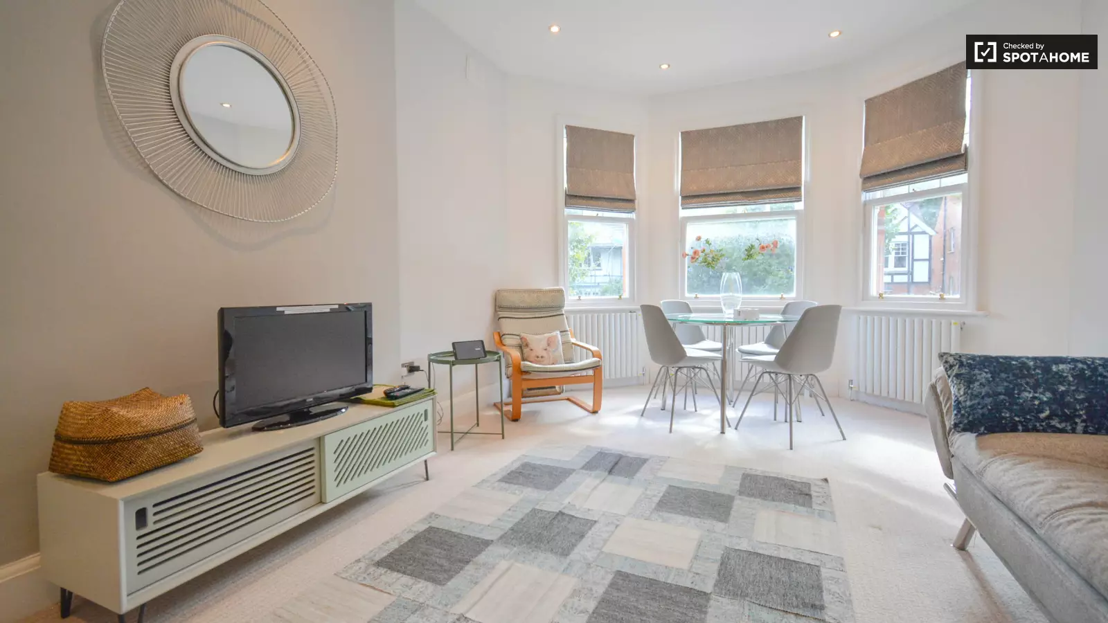 Flat Brondesbury Park in London