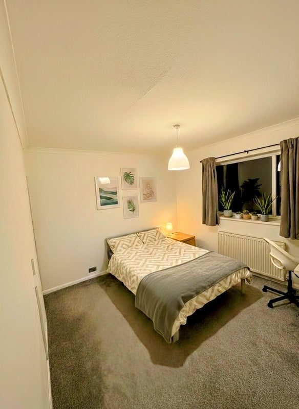 Room Failsworth Close in Nottingham