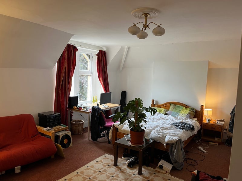 Room Saint Johns Road in Bristol