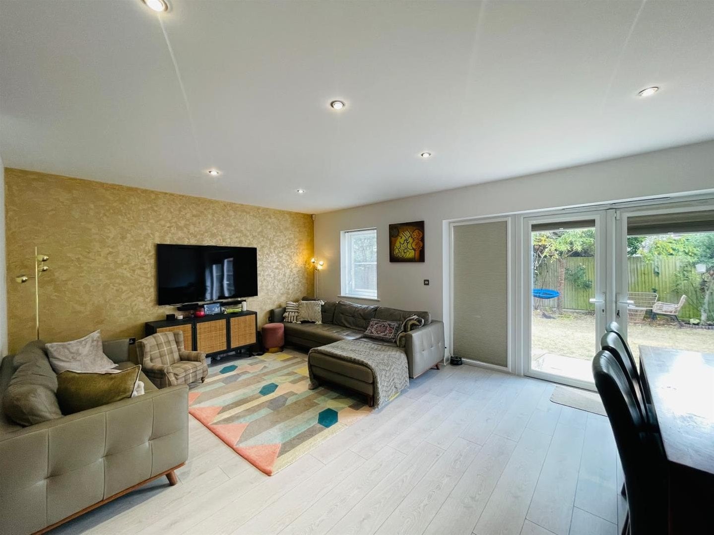 House Lindale Close in Greater London