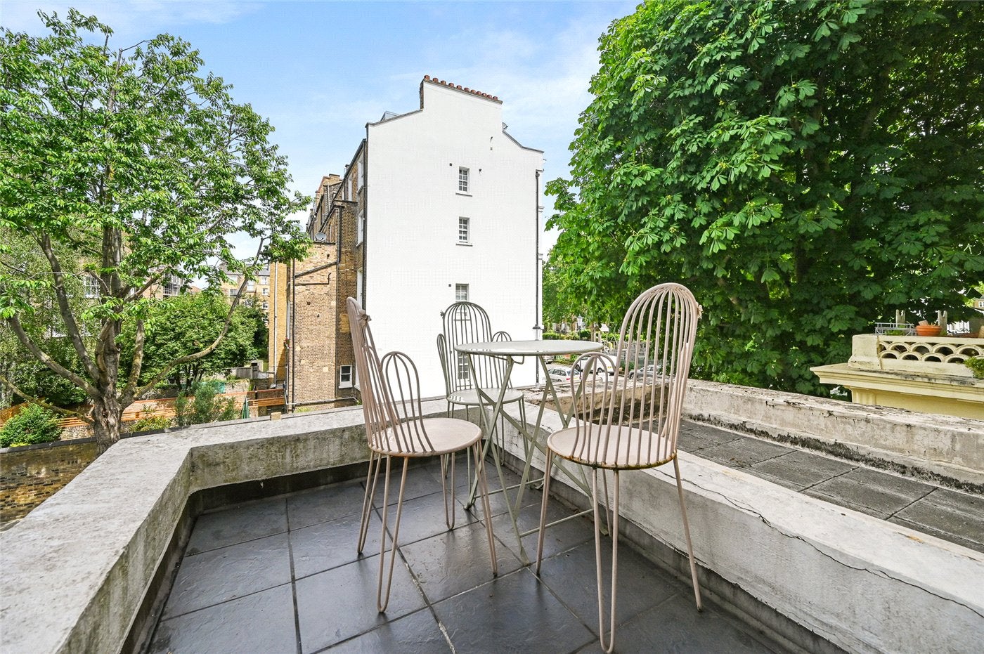 Flat Colville Terrace in Greater London