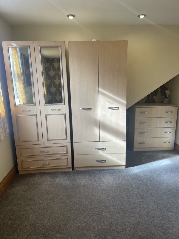 Room Romford Road in Greater London