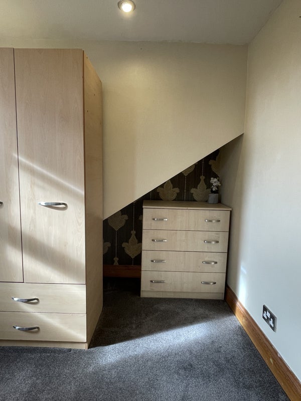 Room Romford Road in Greater London