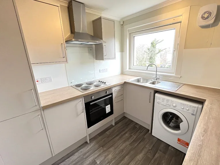 Flat Gracemount Avenue in City of Edinburgh