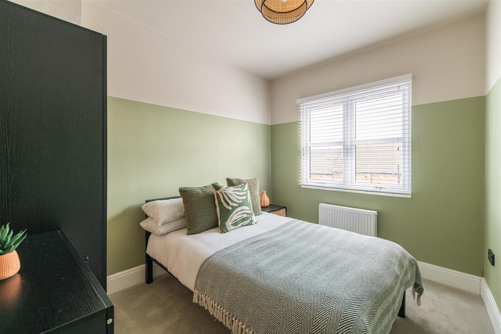 Room Rendel Street in Whickham