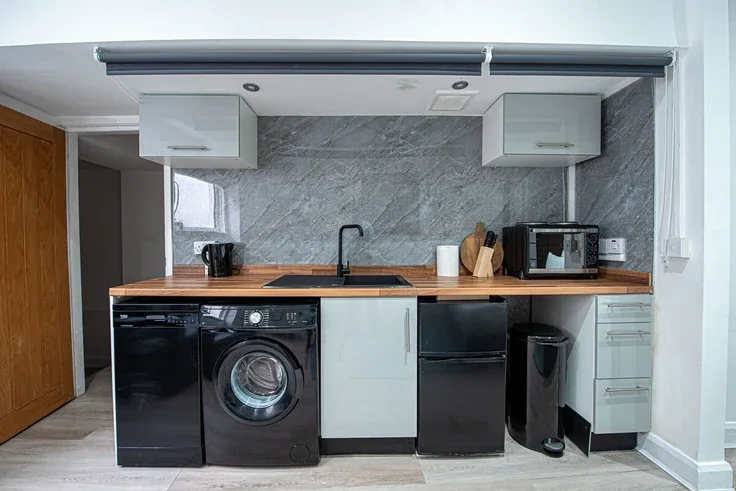 Flat Gloucester Terrace in City of Westminster