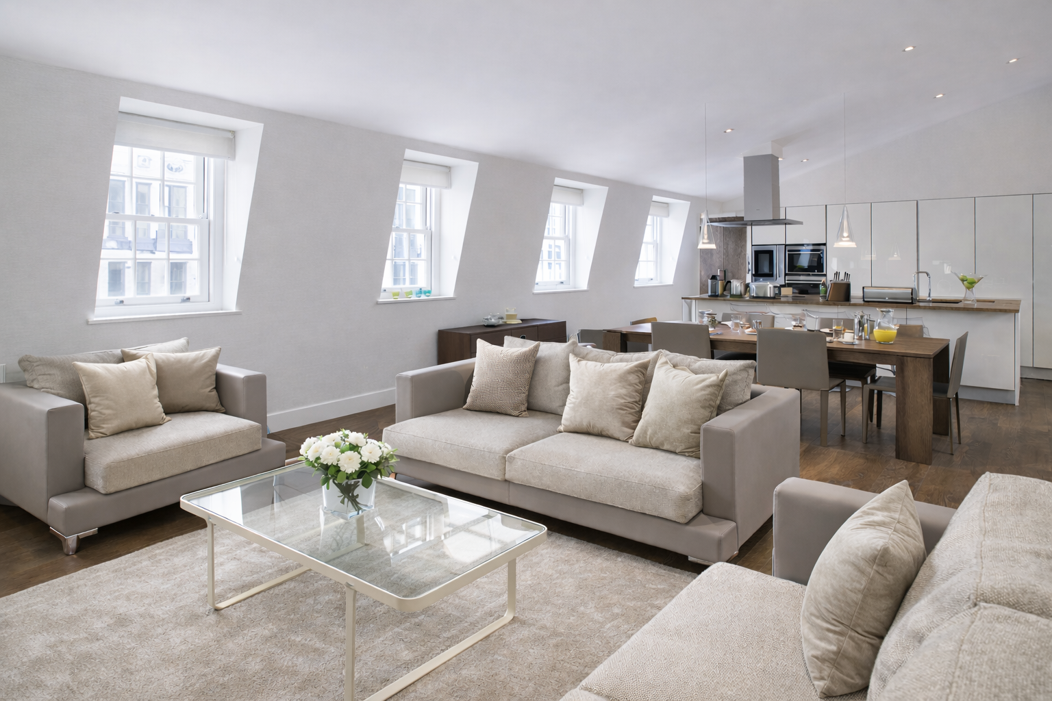 Flat Brompton Road in Greater London