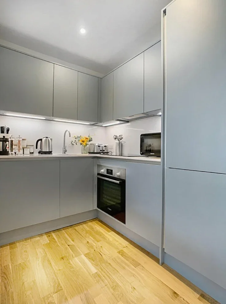 Flat Eton Court in Eton