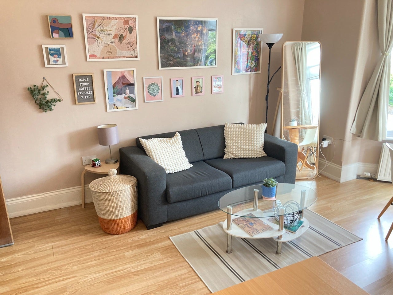 Flat Hamilton Road in Greater London