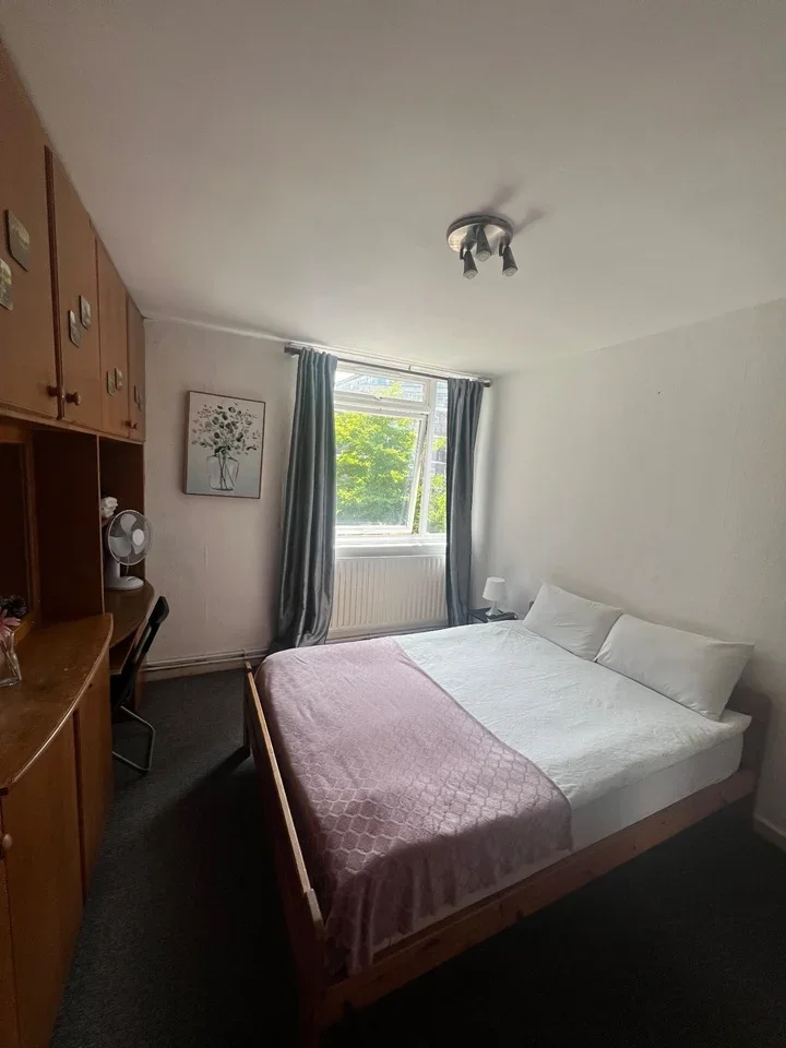 Flat Windsor Terrace in Greater London