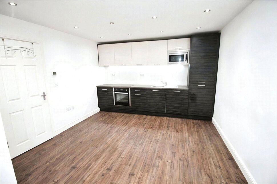 Flat Harpur Street in Bedford