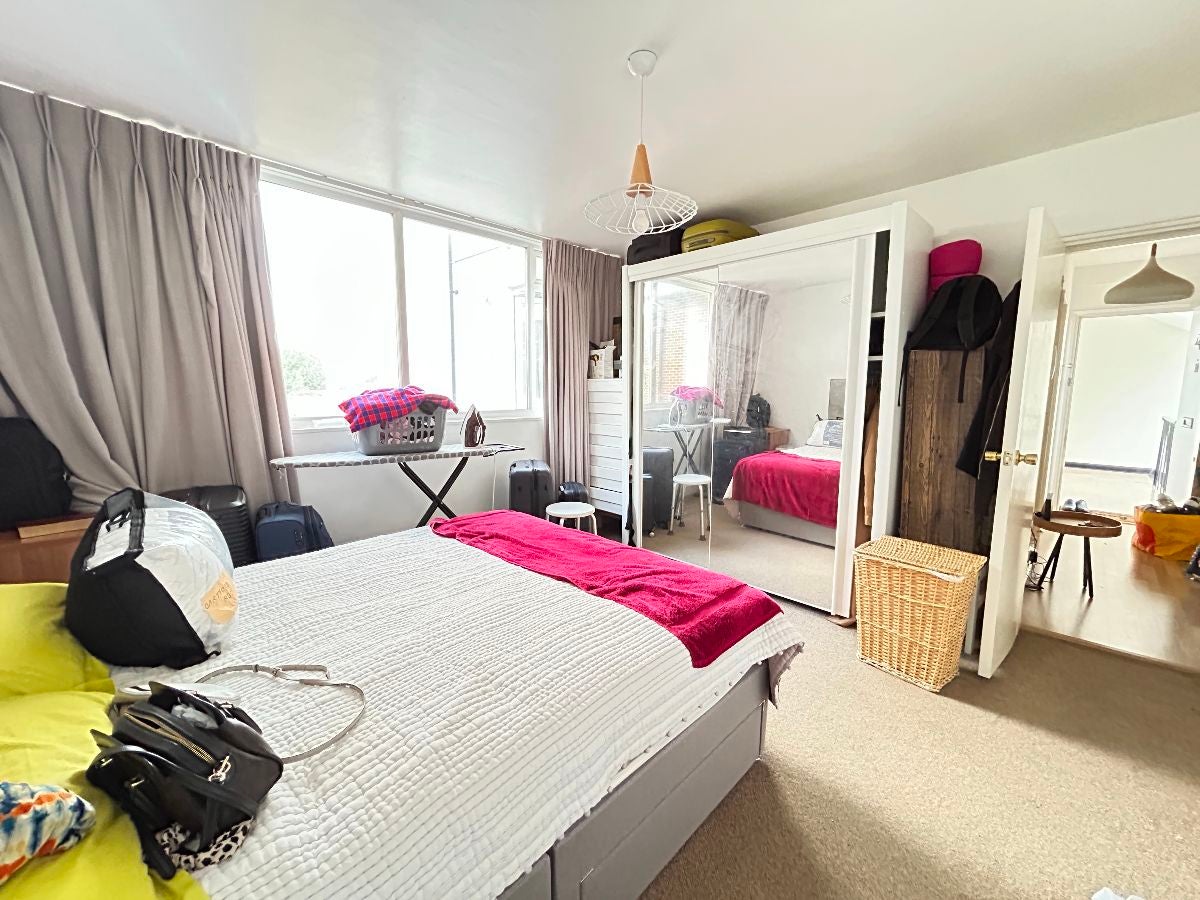 Flat West Hill in Greater London