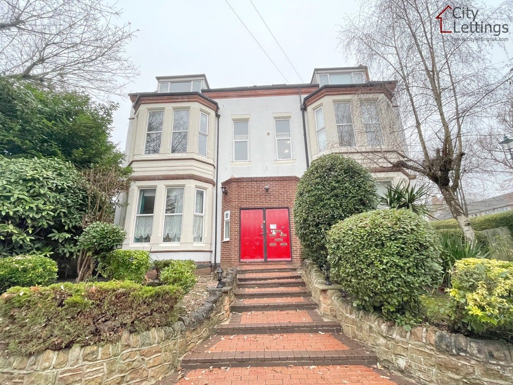 Flat Albert Road in Nottingham
