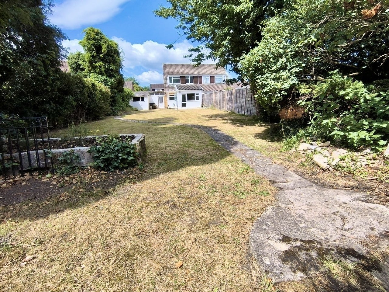 House Highbury Park in Warminster