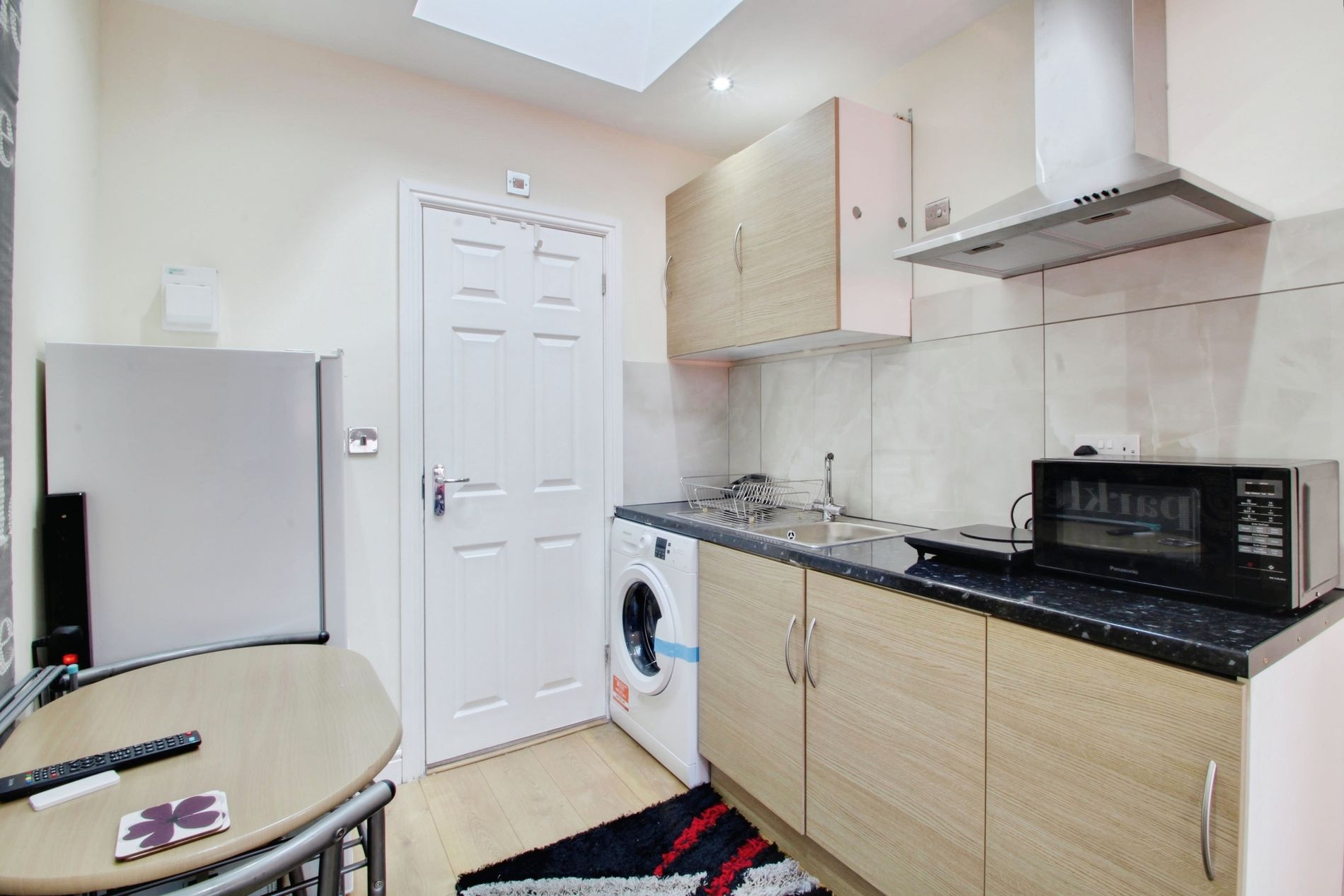 Room Long Lane in Borough of Spelthorne