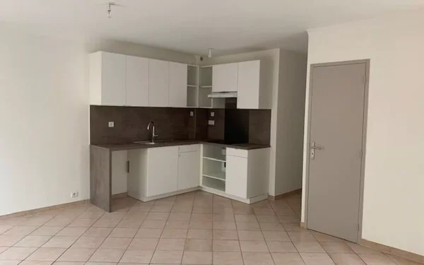 Appartement Rue des Halles à Nîmes