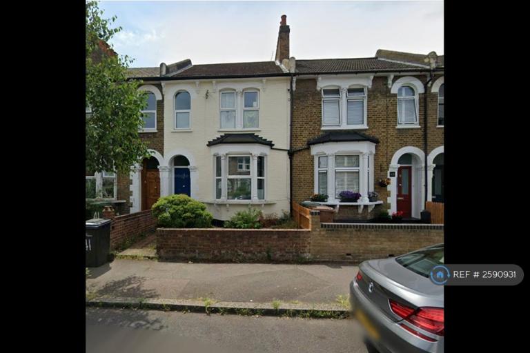 House Braxfield Road in Greater London