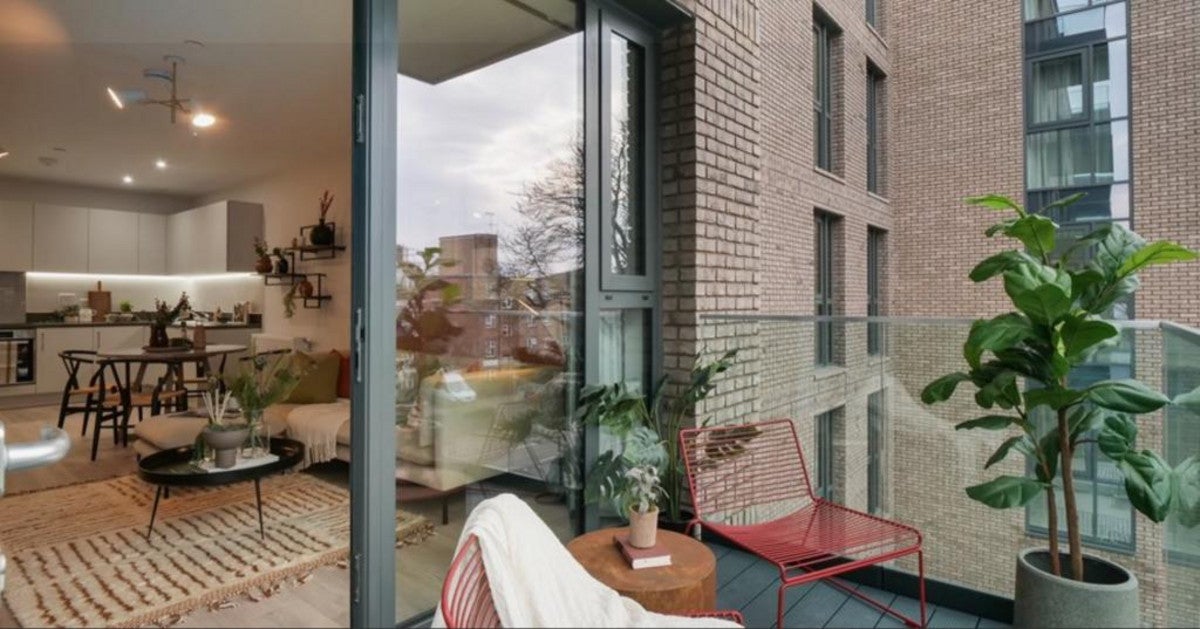 House Coster Avenue in Greater London