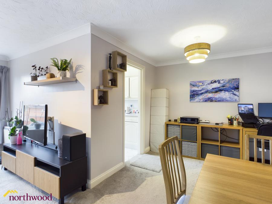 Flat Arran Grove in Cherwell District