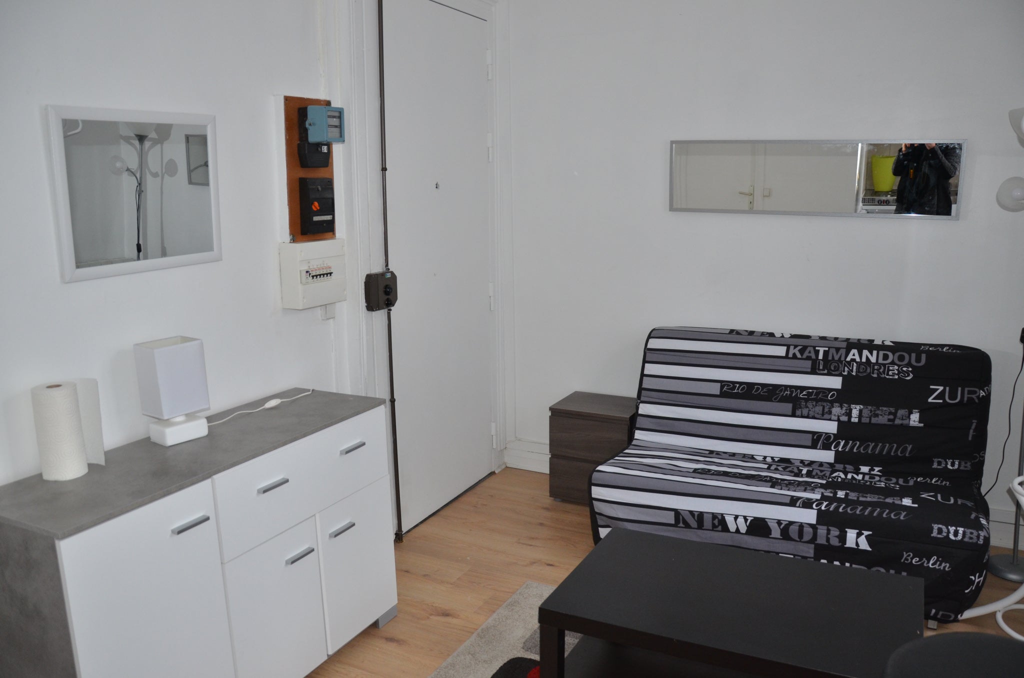 Flat Rue Sainte-Apolline in Paris