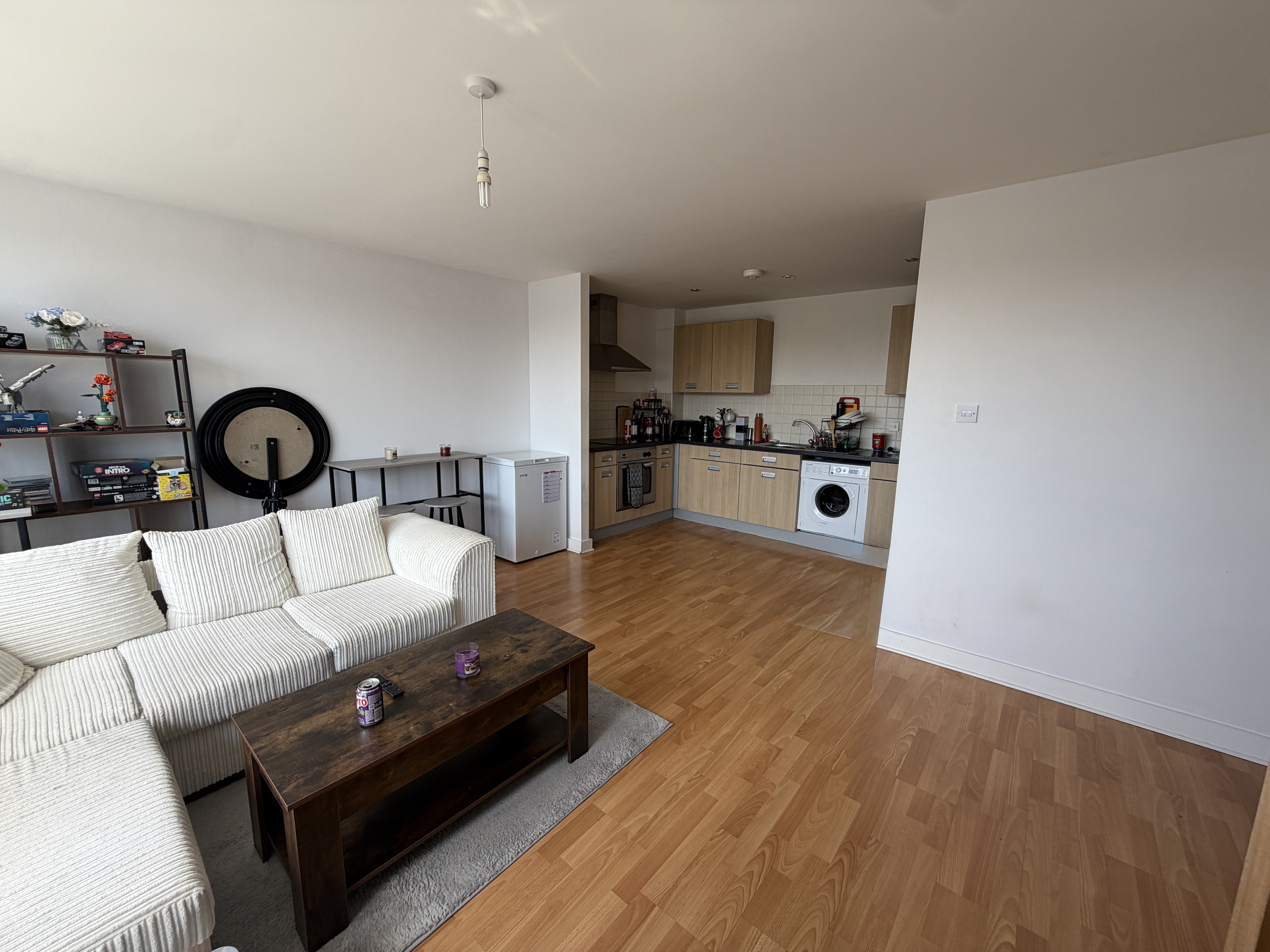 Flat Oundle Road in Peterborough