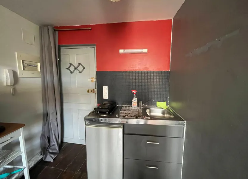 Room Rue du Chastel in Mende