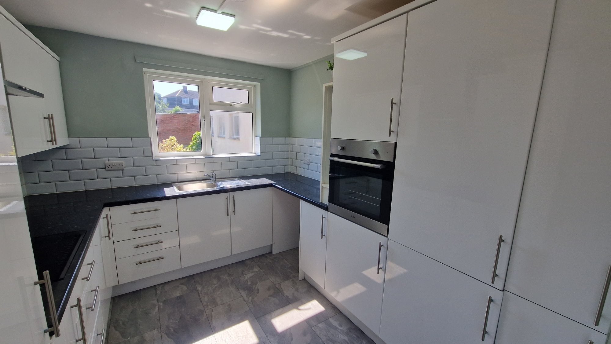 Flat Bramley Road in Taunton