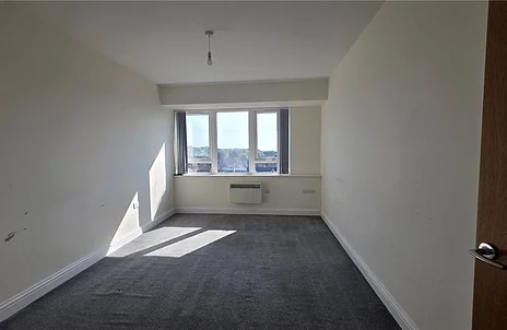 Flat Farnsby Street in Swindon