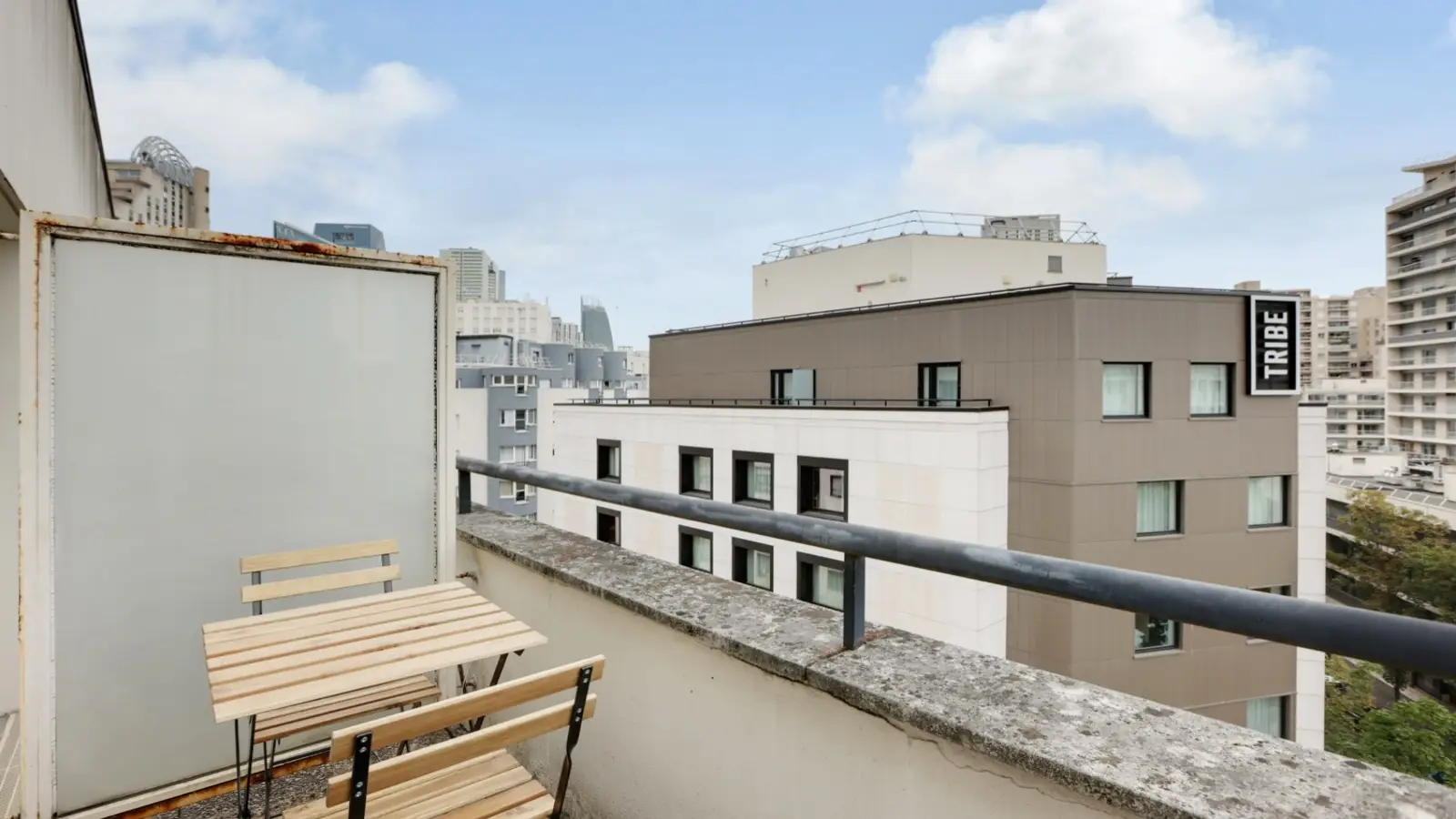Chambre Rue de l'Abreuvoir à Courbevoie