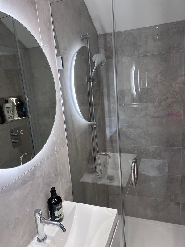 Room Foxley Drive in East Hertfordshire