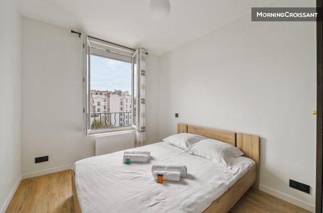 Flat Rue Louis Rouquier in Levallois-Perret