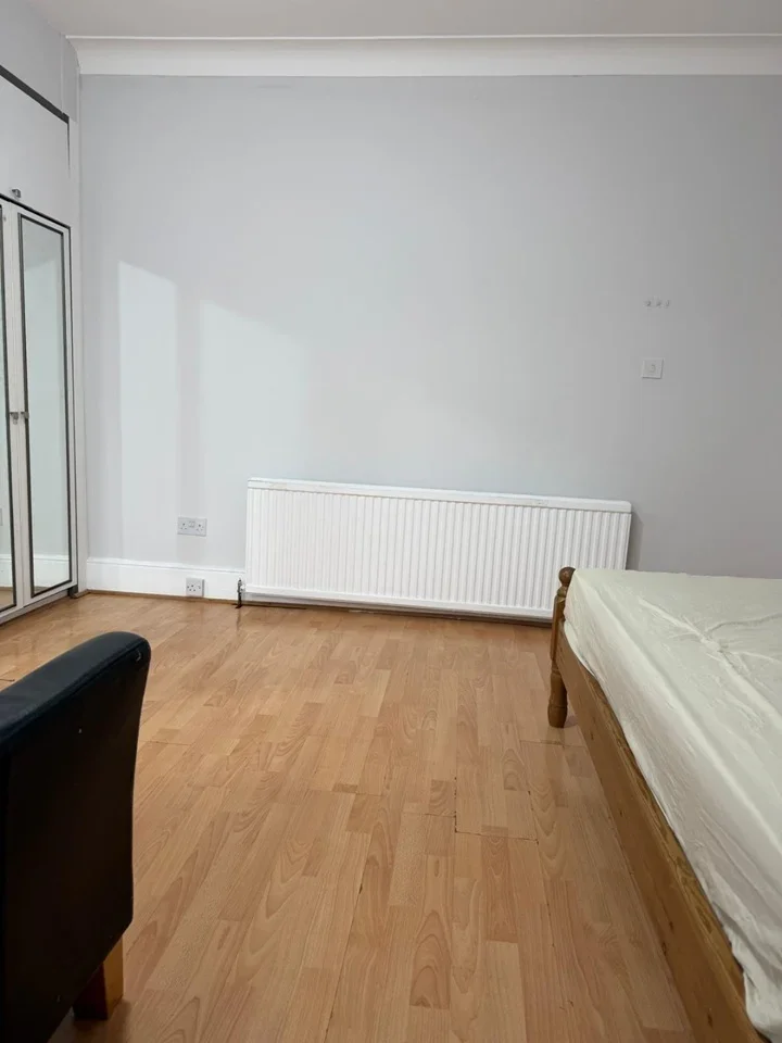House Gartmore Road in Greater London