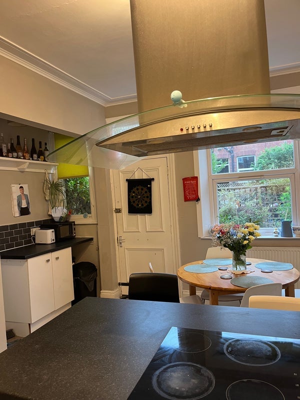 Room Back Stanmore Street in Leeds