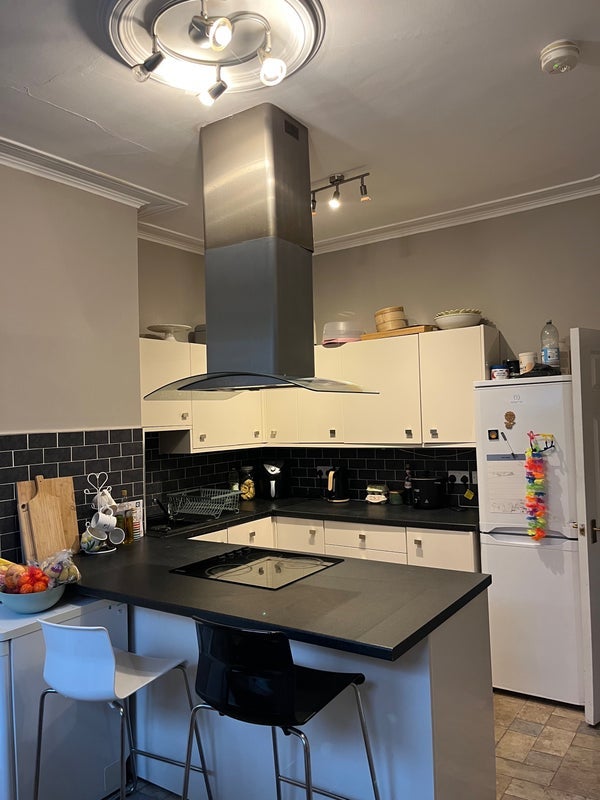 Room Back Stanmore Street in Leeds