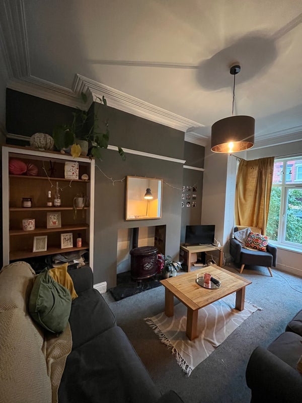 Room Back Stanmore Street in Leeds