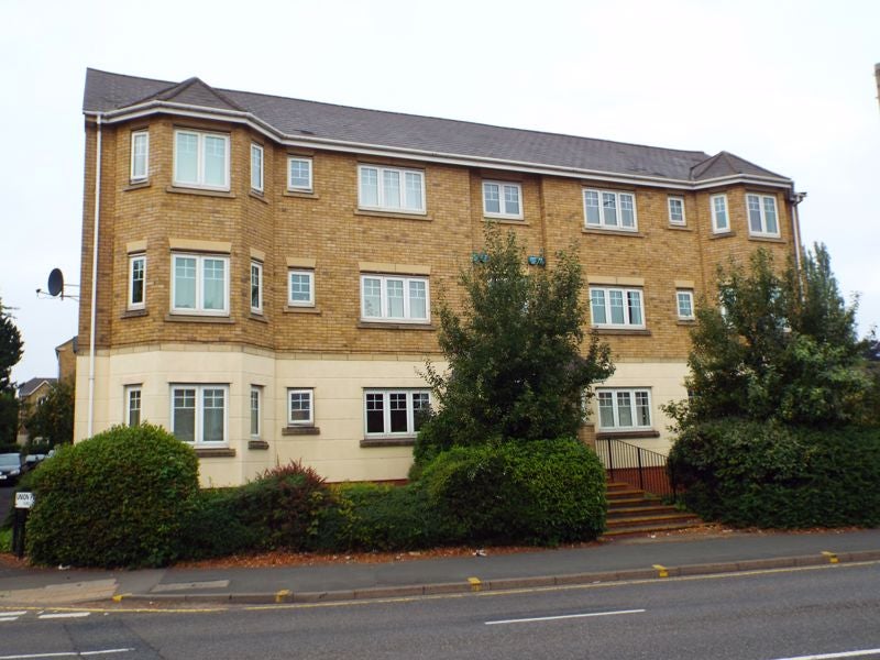 Flat Fernley Avenue in Birmingham