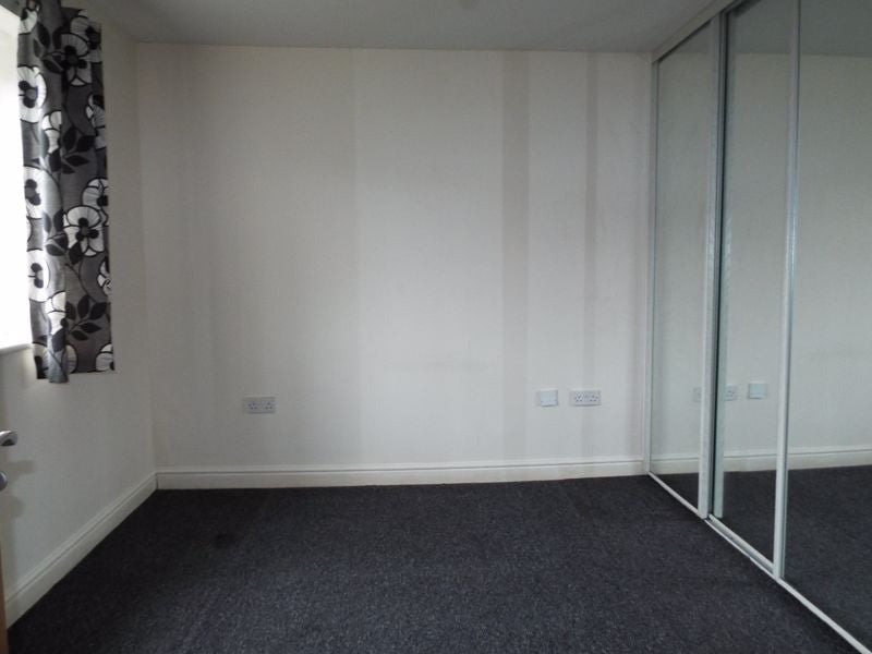 Flat Fernley Avenue in Birmingham
