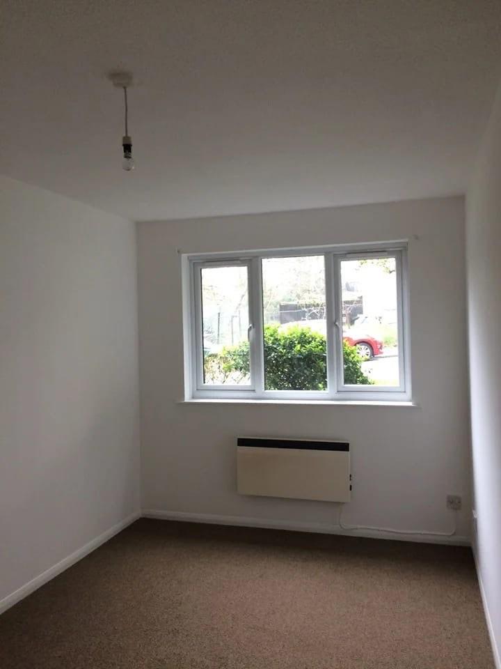 Flat Chatsworth Road in Greater London