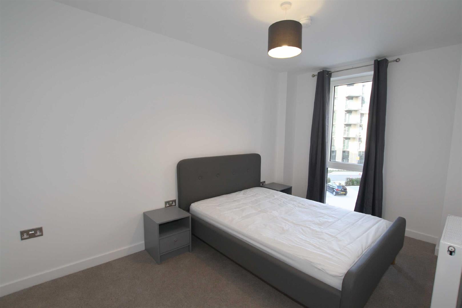 Flat Middlewood Street in Salford