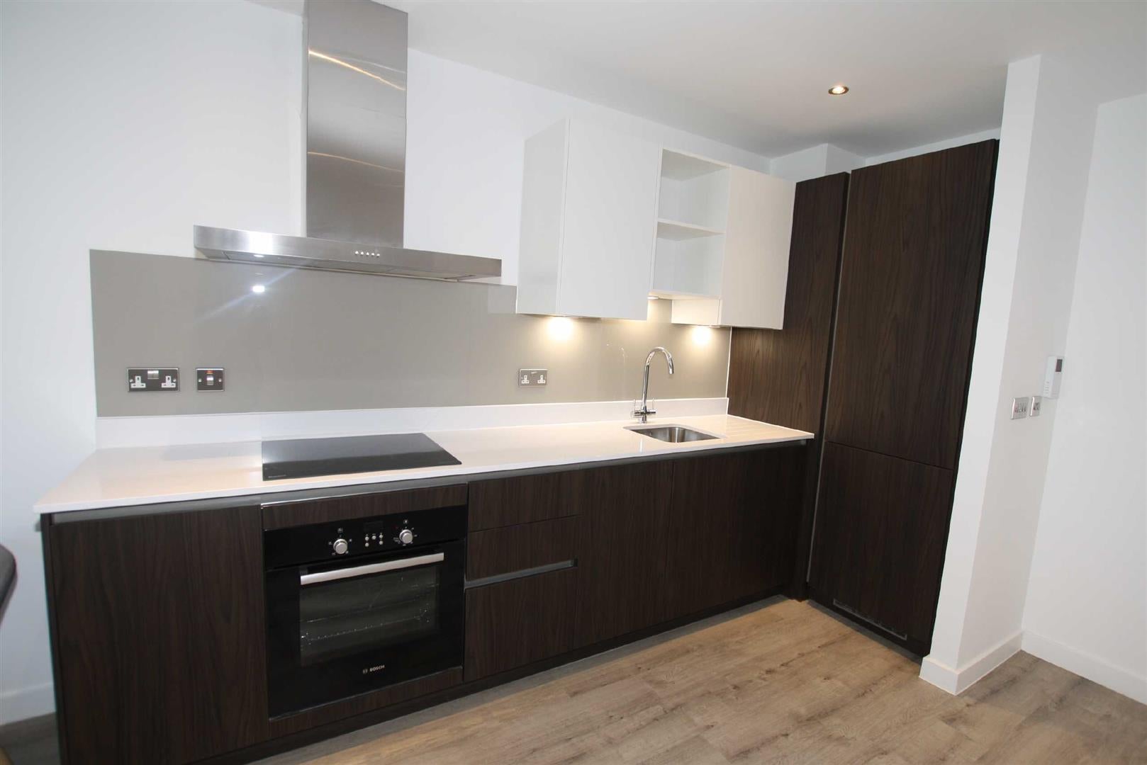 Flat Middlewood Street in Salford