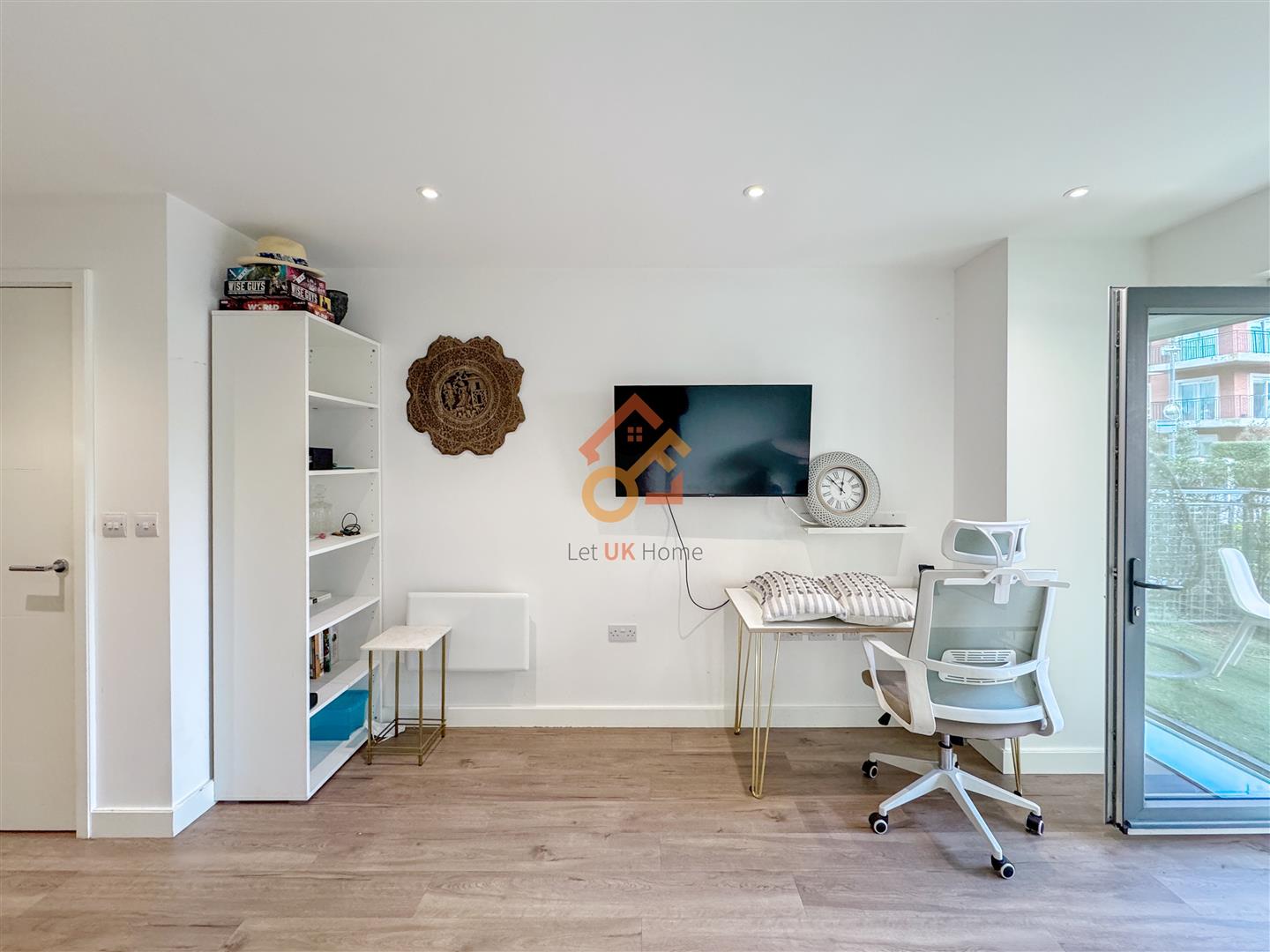 Flat ASHLEY ROAD in Altrincham