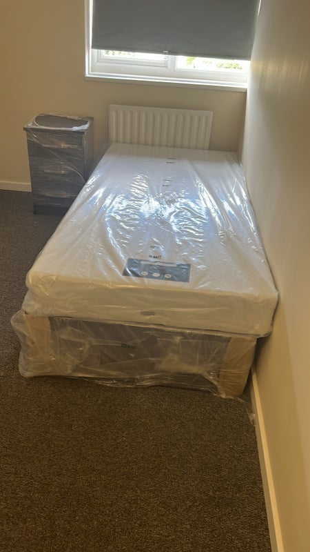Room Bardsley Close in Greater London