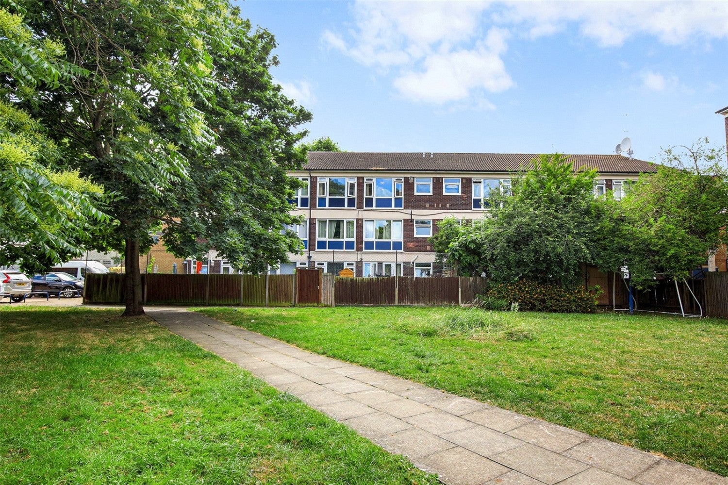 Flat Addington Road in Greater London