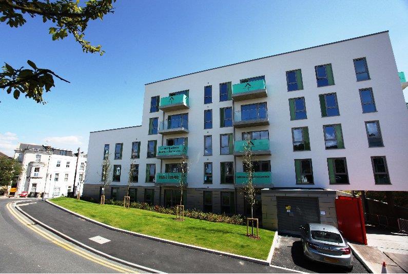 Flat Upper Terrace Road in Bournemouth