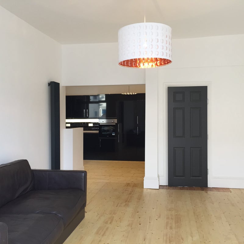 Room Clare Road in Manchester