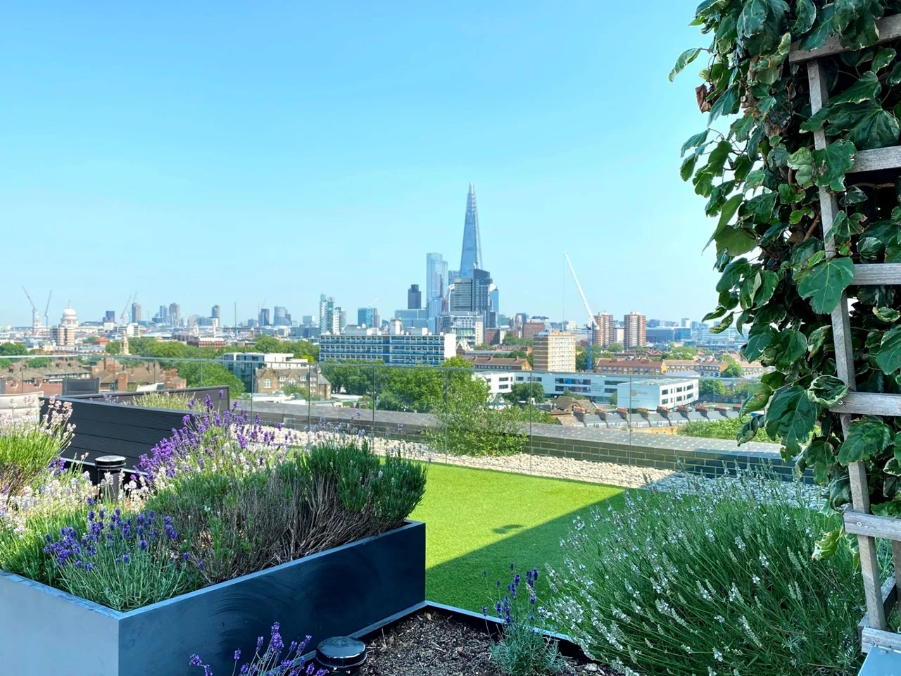 Flat Victory Place in Greater London