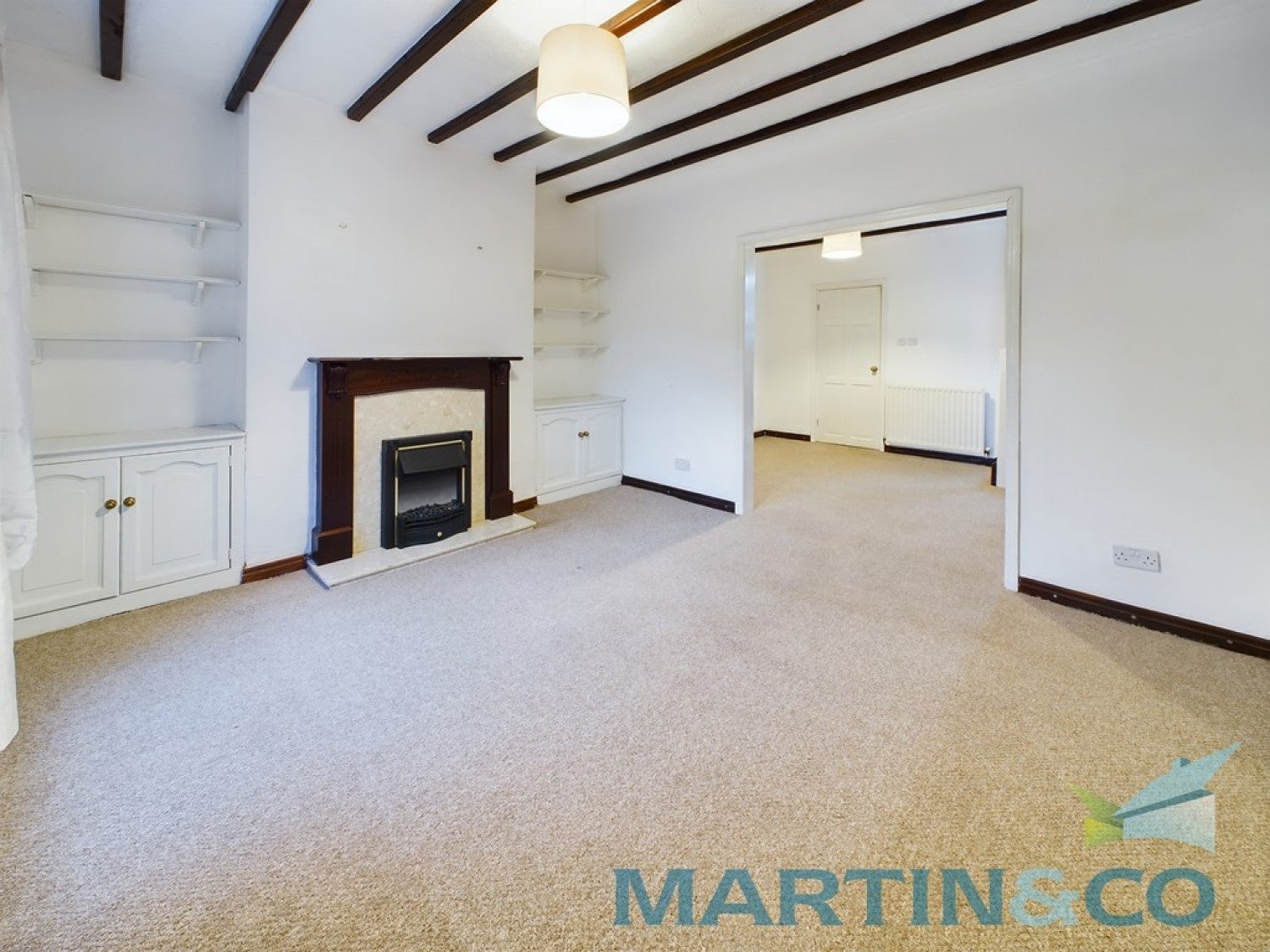 Flat Margrove Road in Margrove Park